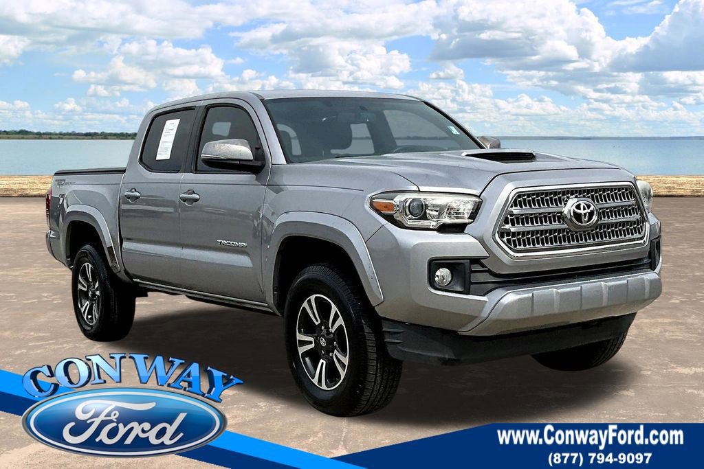 Used 2016 Toyota Tacoma TRD Sport image 1
