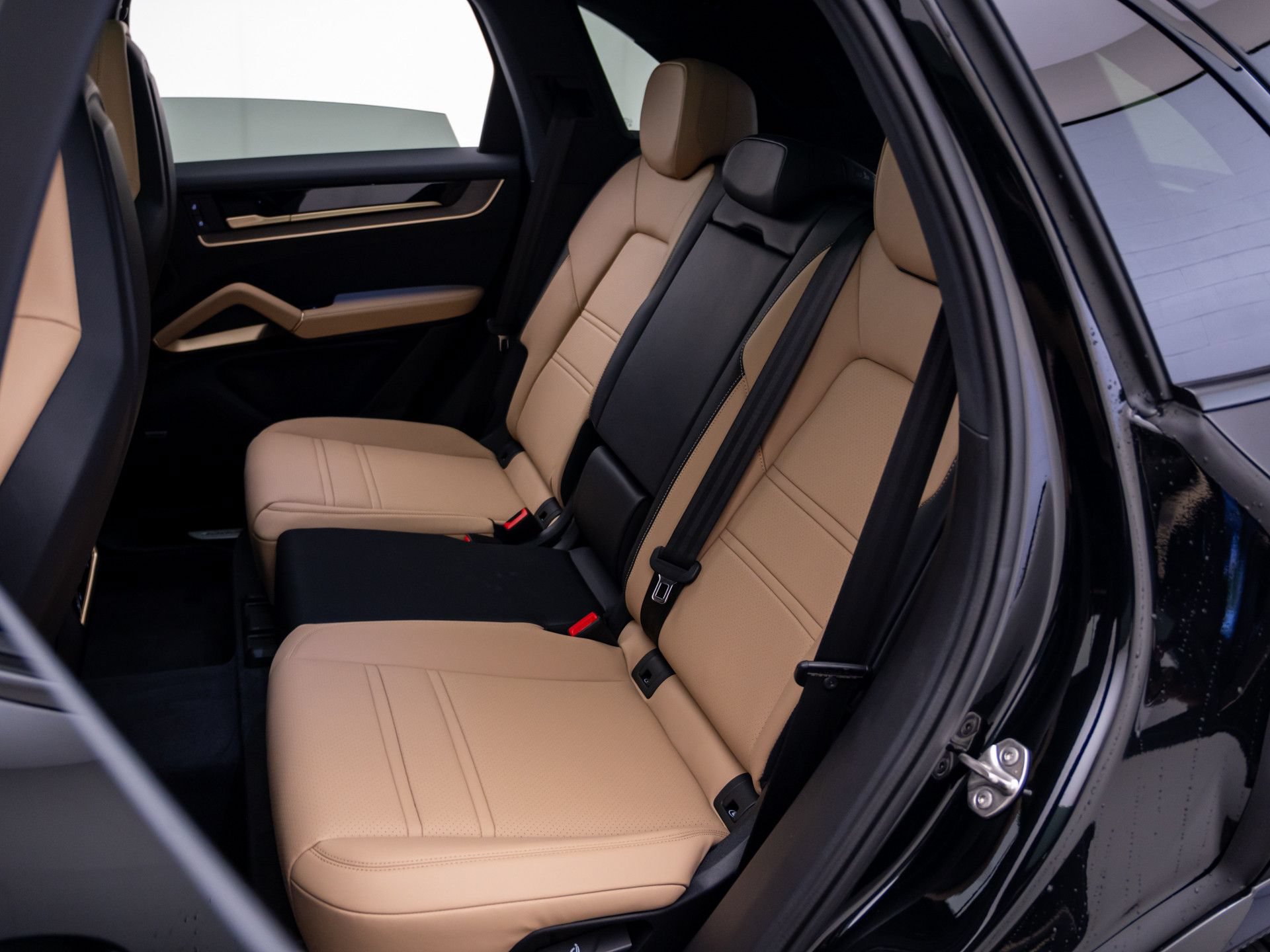 New 2026 Porsche Cayenne AWD/4WD image 18