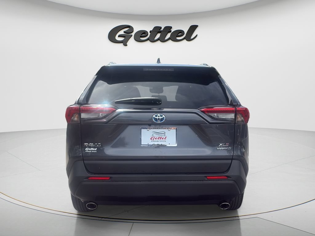Used 2024 Toyota RAV4 XLE Premium AWD/4WD image 6