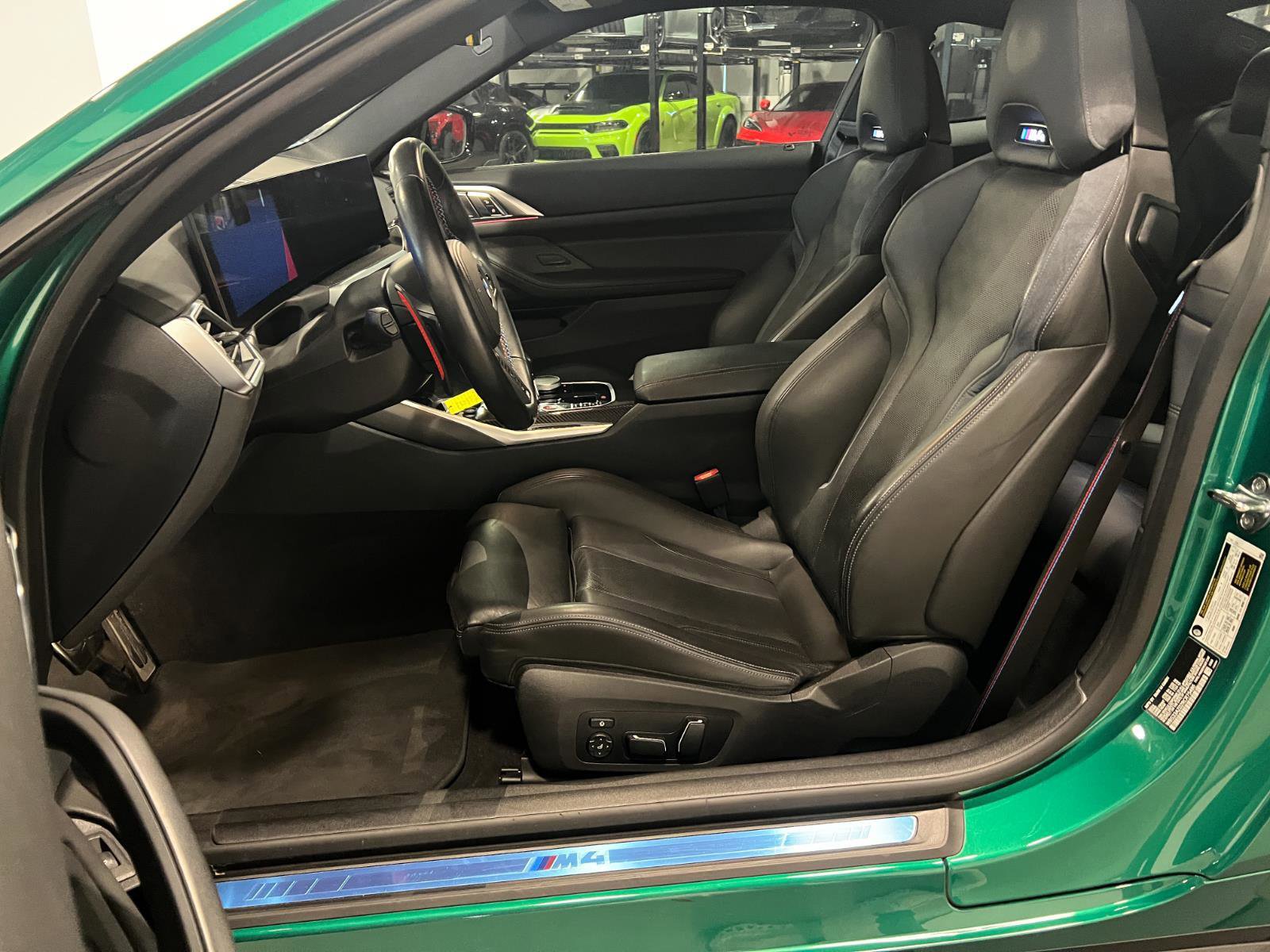 Used 2024 BMW M4 Competition w/ Executive Package image 9