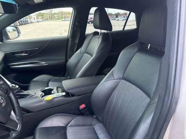 Used 2021 Toyota Venza XLE image 23