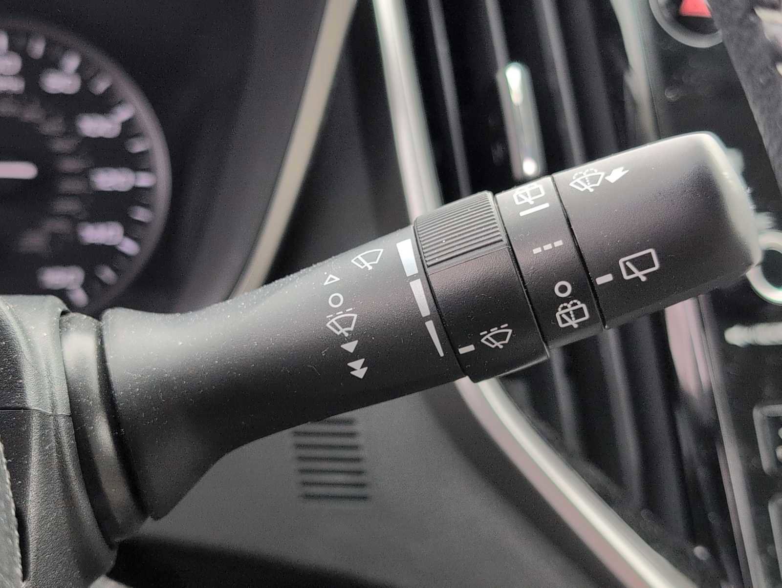 Used 2025 Subaru Ascent Premium image 25