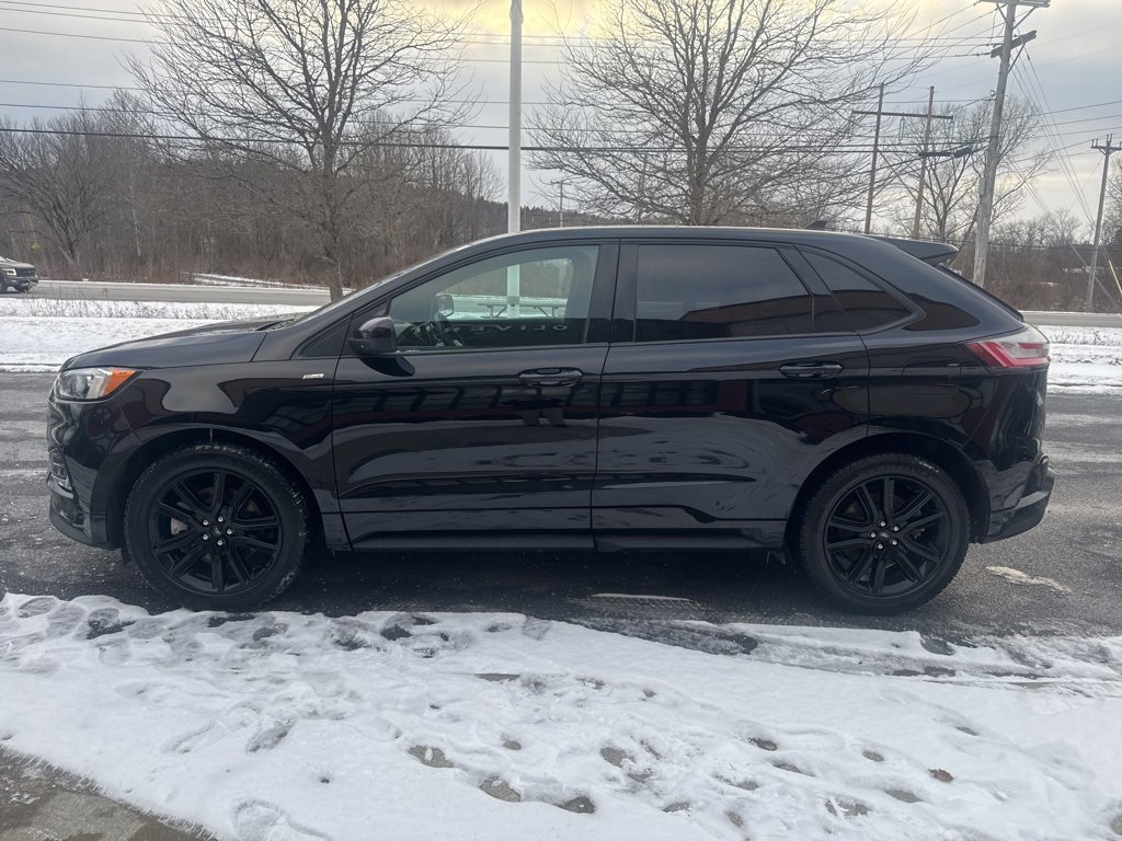 Used 2023 Ford Edge ST-Line w/ Class II Trailer Tow Package image 4