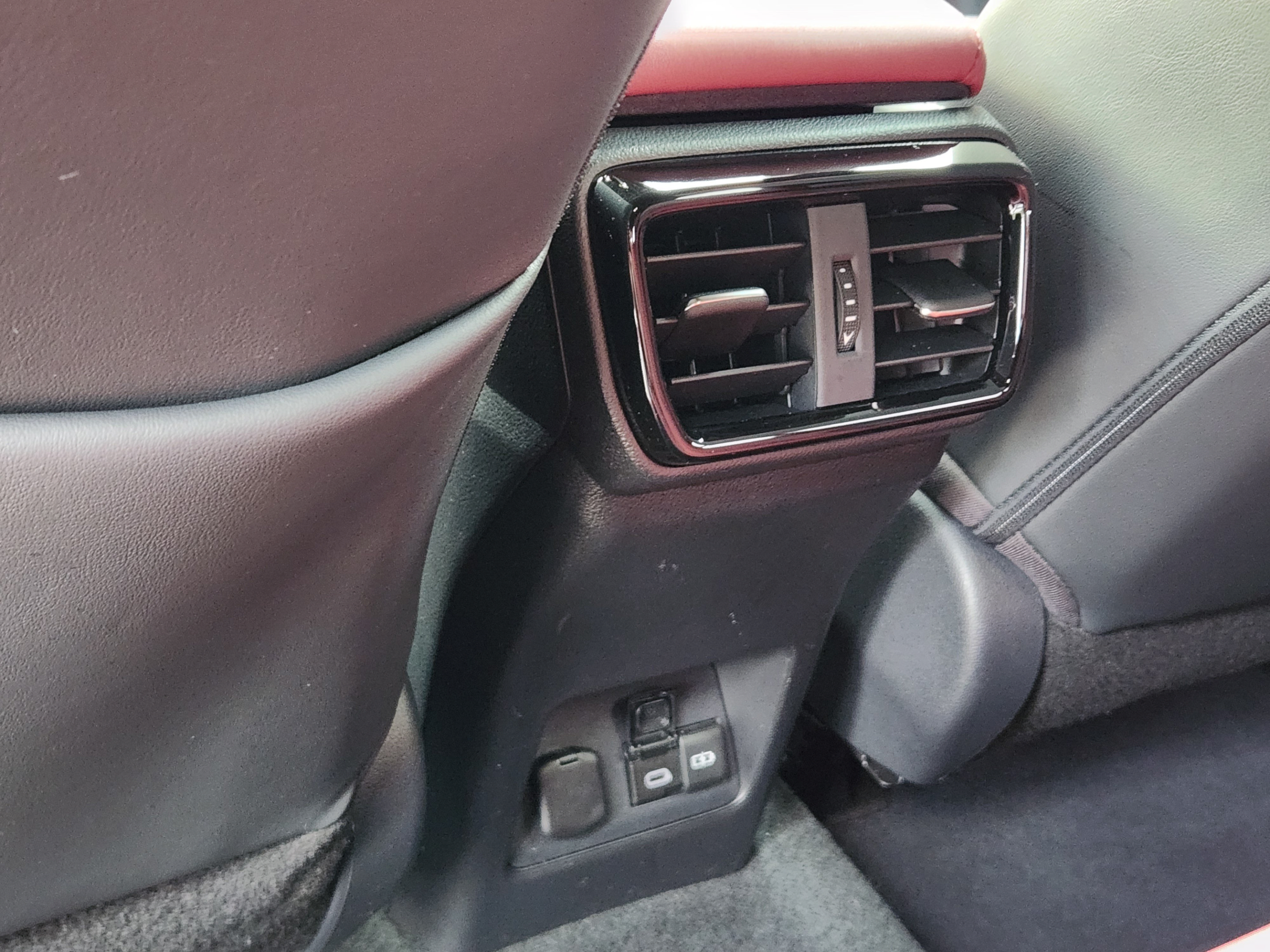Certified 2024 Lexus NX 250 FWD image 27