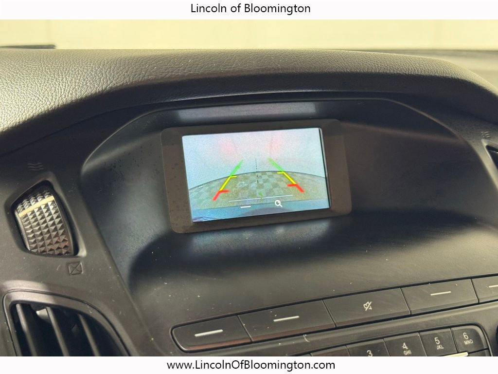 Used 2018 Ford Focus SE w/ Cold Weather Package image 40