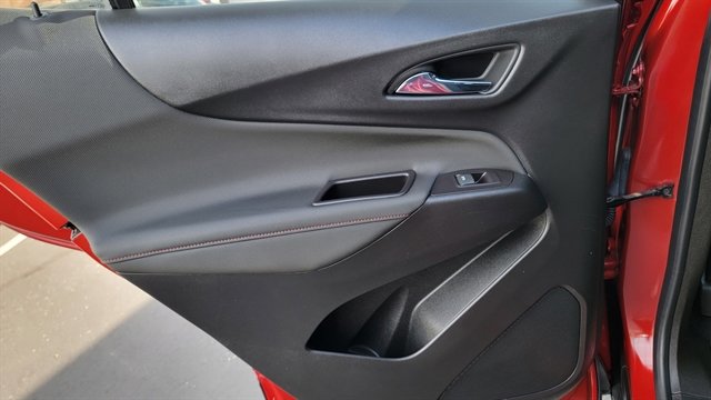 Used 2022 Chevrolet Equinox RS w/ RS Leather Package image 54