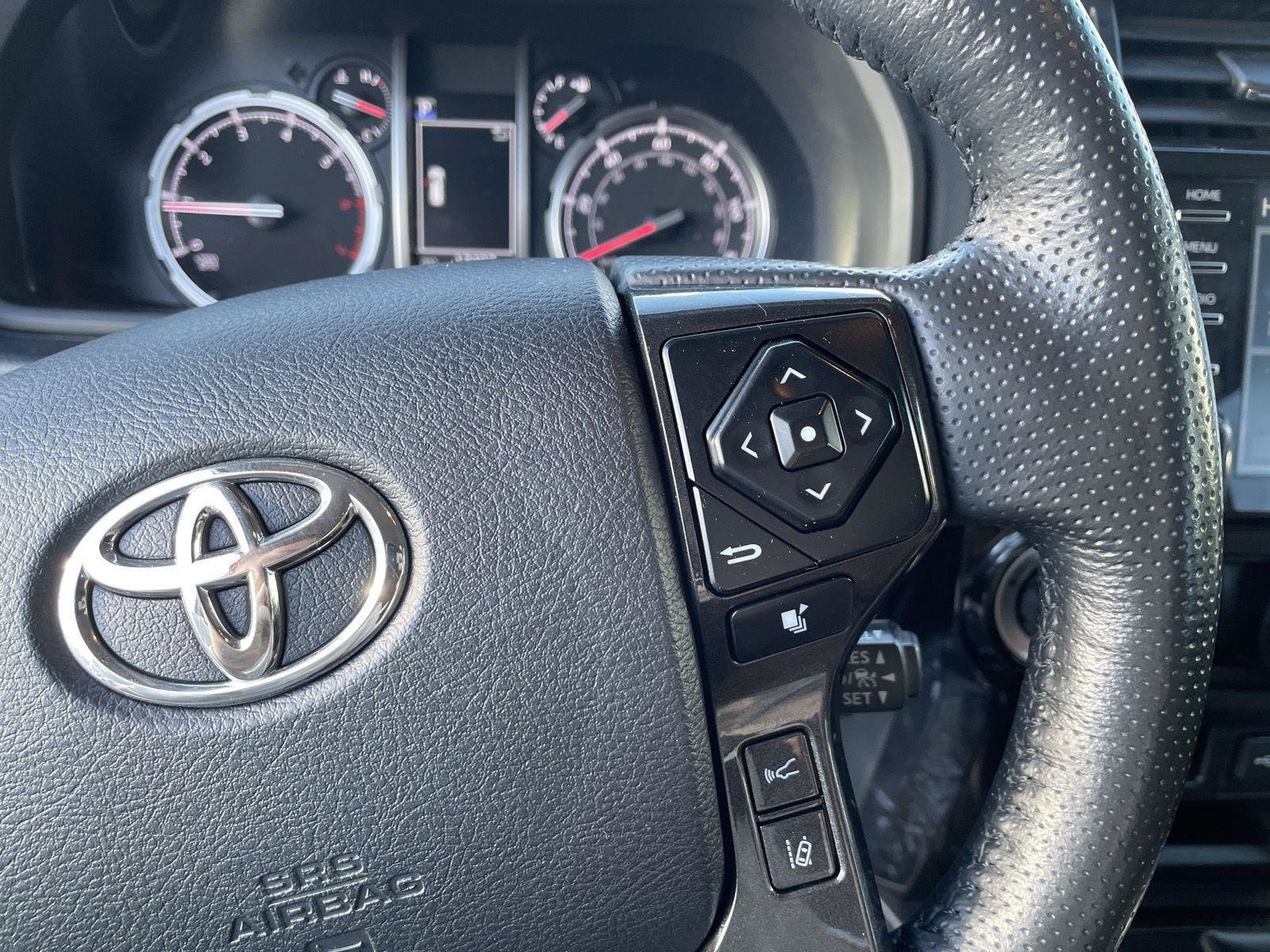 Used 2024 Toyota 4Runner TRD Off-Road Premium w/ Moonroof Package AWD/4WD image 21