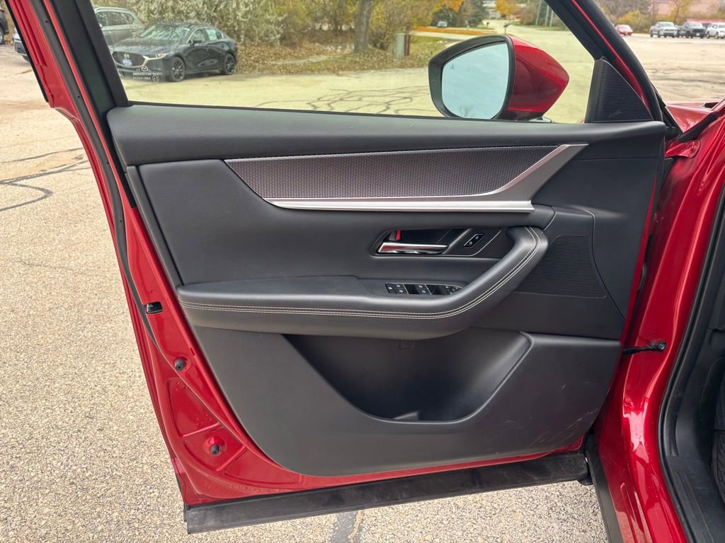 Certified 2025 MAZDA CX-90 3.3 Turbo w/ Preferred Package image 12