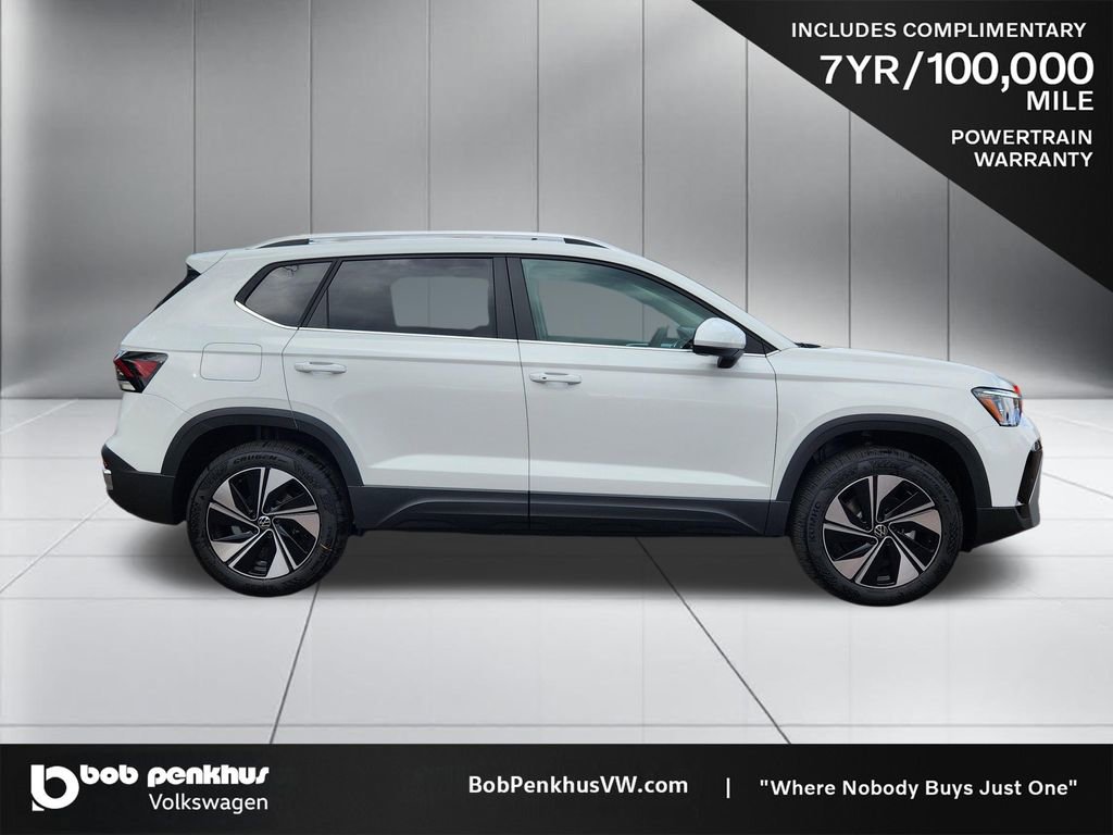 New 2026 Volkswagen Taos SE image 24