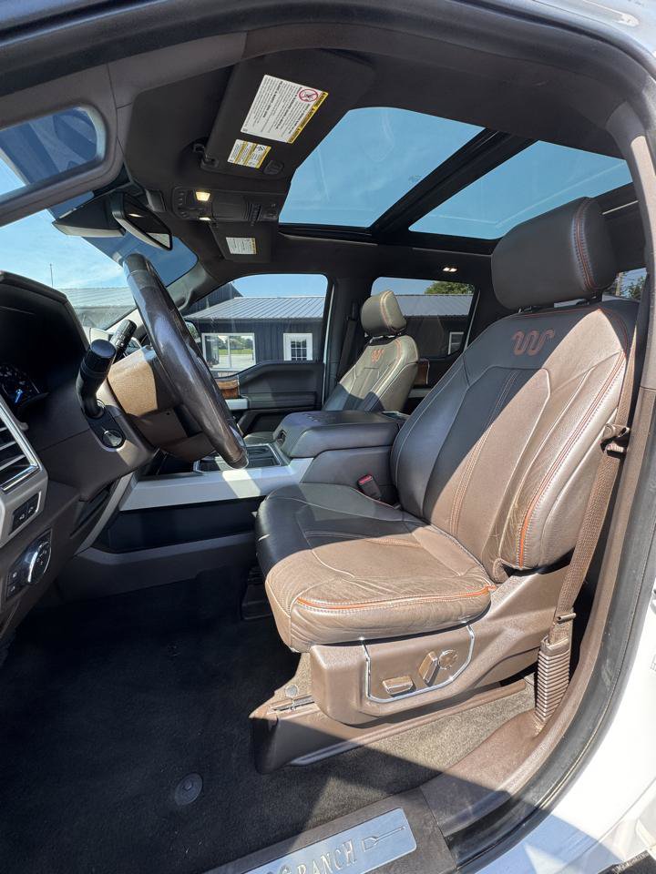 Used 2017 Ford F350 King Ranch w/ King Ranch Ultimate Package AWD/4WD image 15
