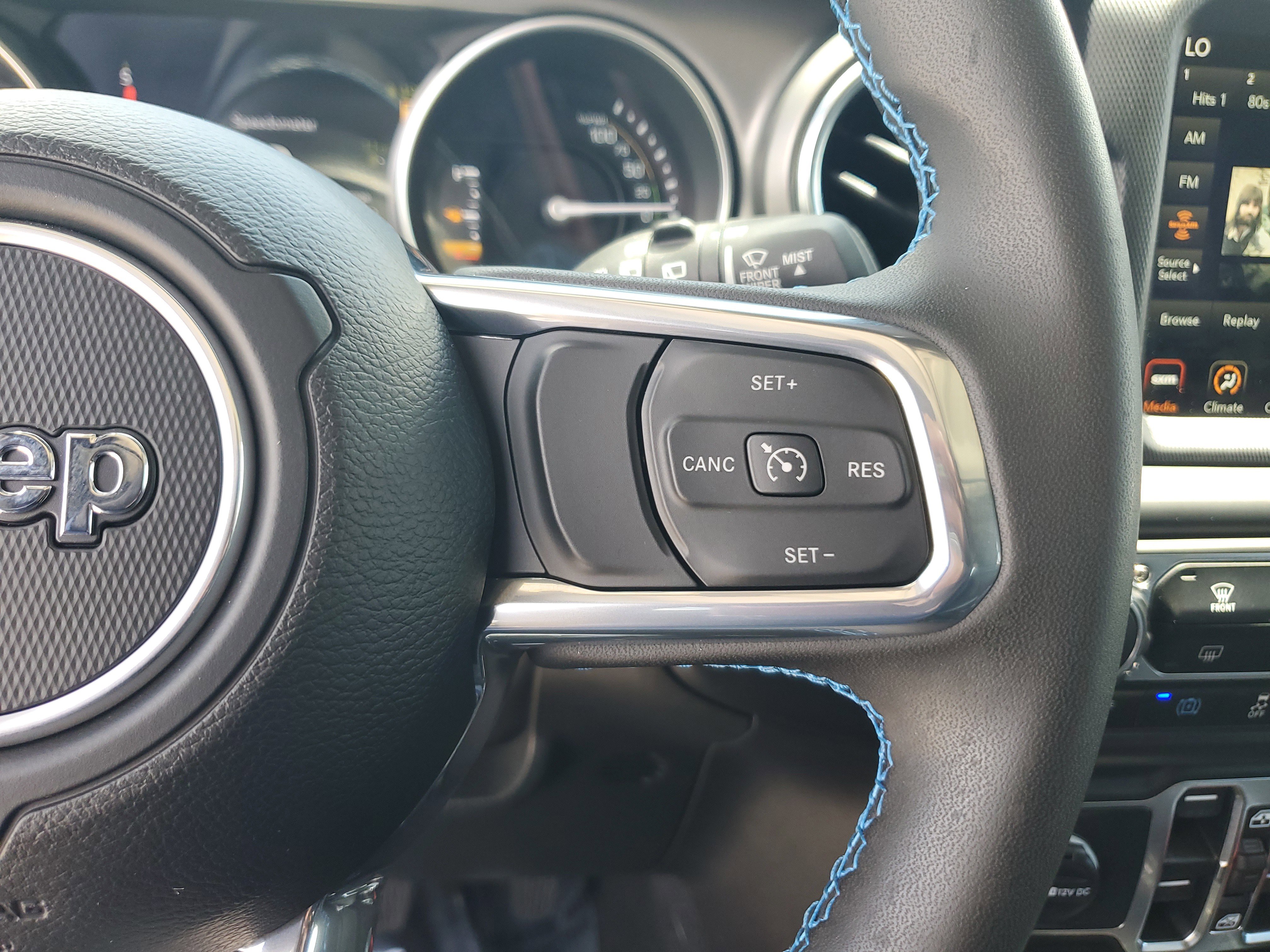 Used 2023 Jeep Wrangler Unlimited Rubicon 4xe AWD/4WD image 22