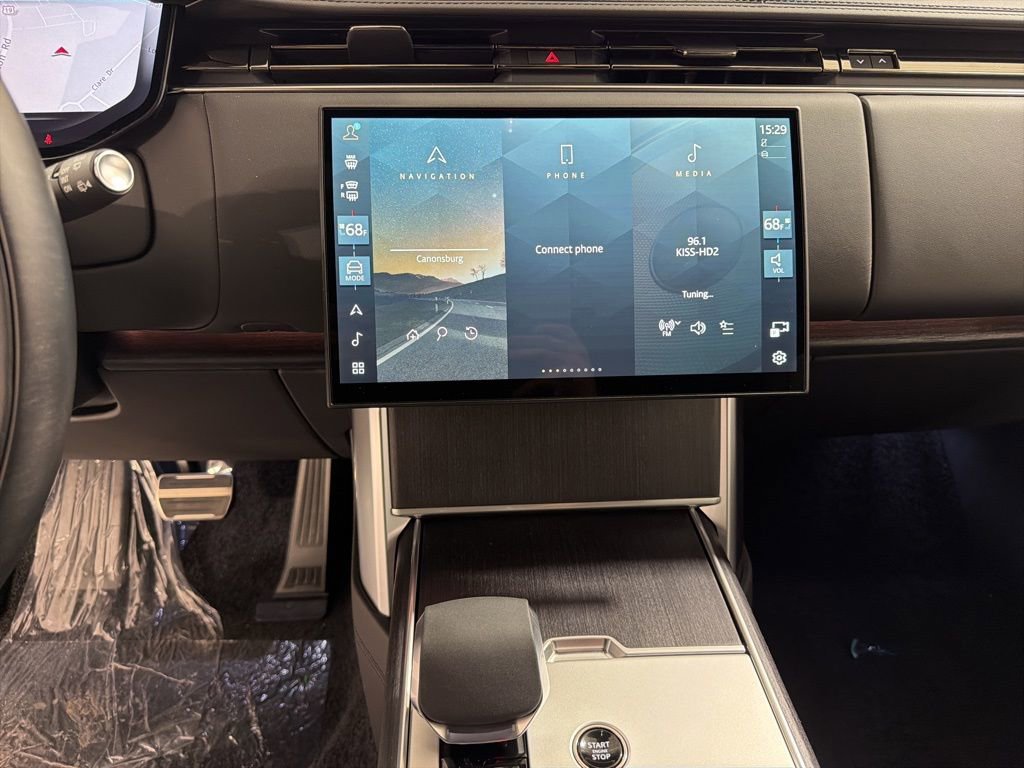 New 2026 Land Rover Range Rover SE AWD/4WD image 16