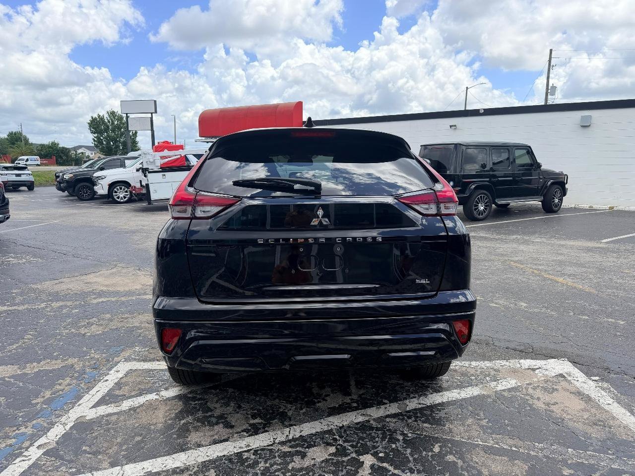 Used 2024 Mitsubishi Eclipse Cross SEL AWD/4WD image 6