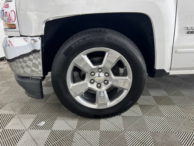 Used 2018 Chevrolet Silverado 1500 LT w/ Texas Edition RWD image 24