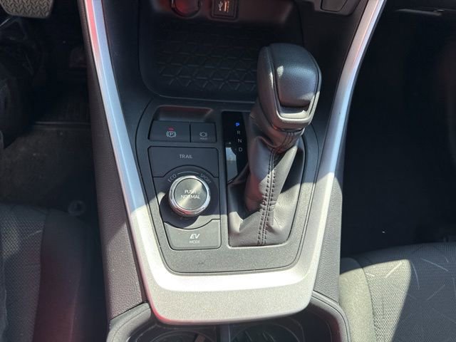 Used 2024 Toyota RAV4 XLE image 18