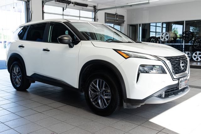 Used 2023 Nissan Rogue S AWD/4WD image 1