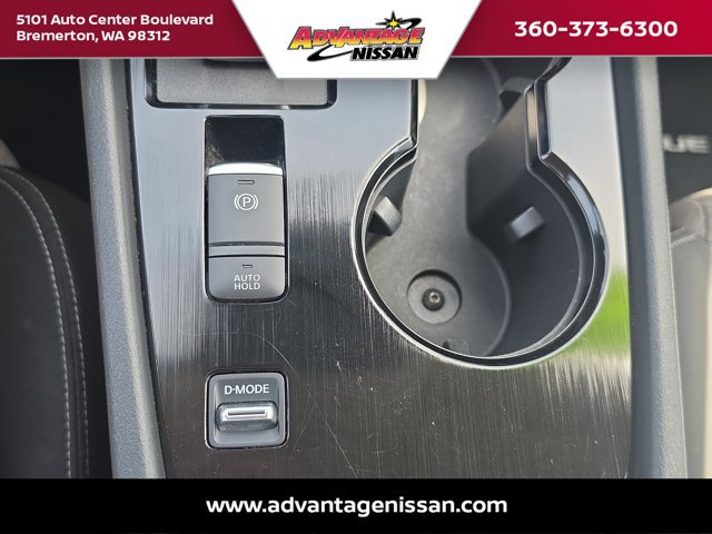 Used 2023 Nissan Rogue SV FWD image 18