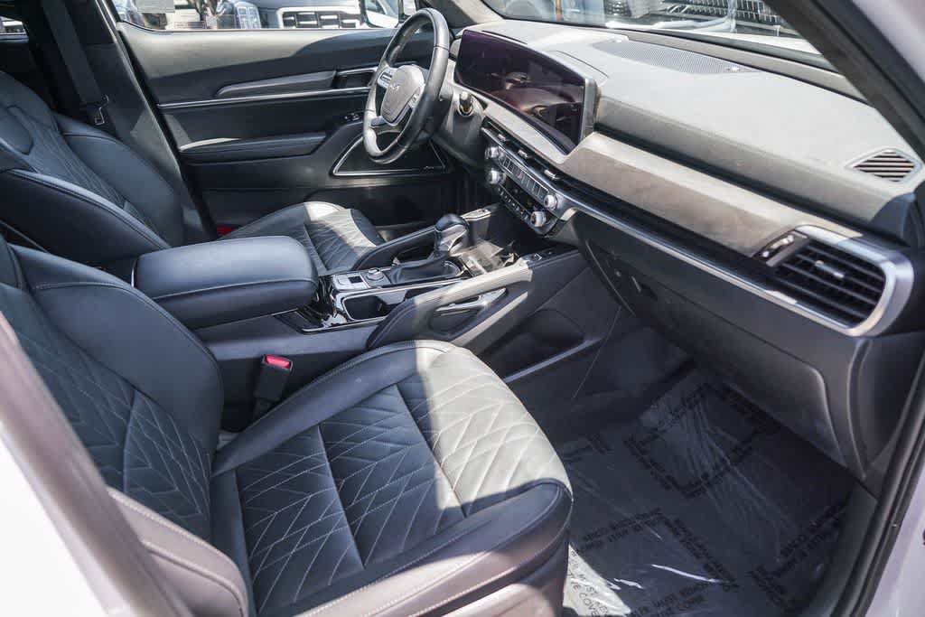 Certified 2025 Kia Telluride SX Prestige X-Line AWD/4WD image 15