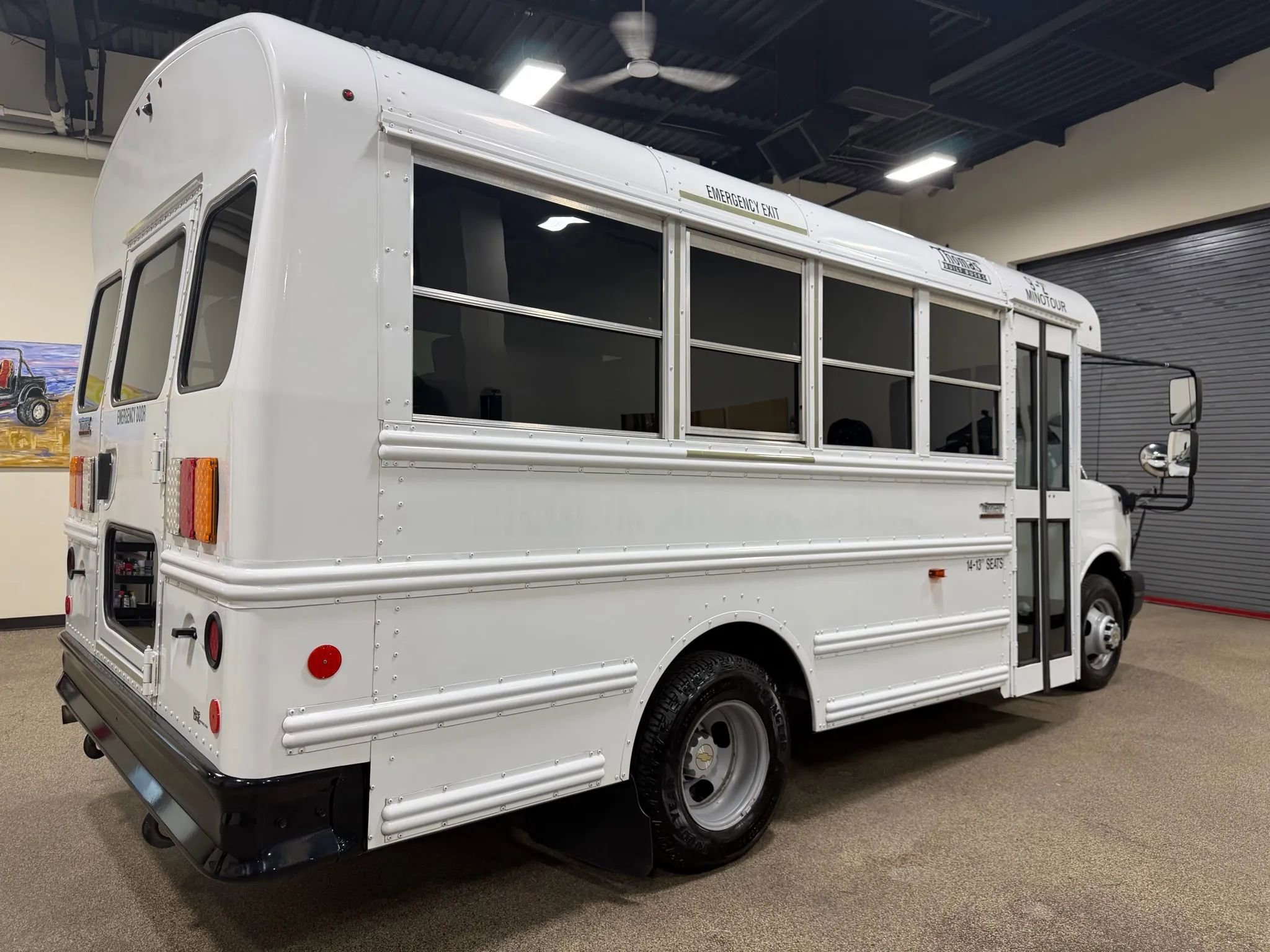Used 2019 Chevrolet Express 3500 w/ School Bus Package image 18
