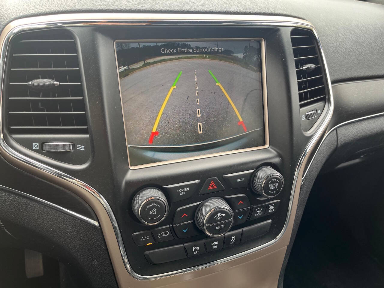 Used 2015 Jeep Grand Cherokee Limited RWD image 18