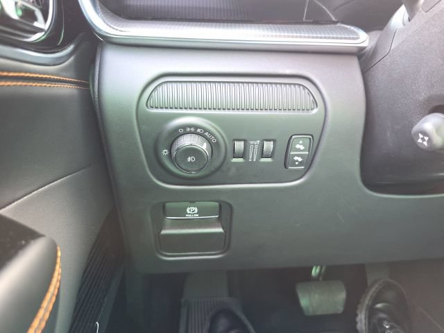 Used 2025 Jeep Grand Wagoneer L Series III w/ Rear Seat Video Group 1 AWD/4WD image 18