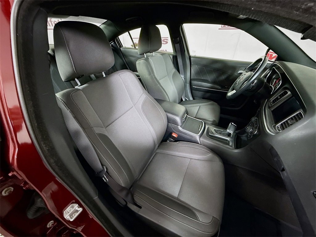 Used 2017 Dodge Charger R/T image 29