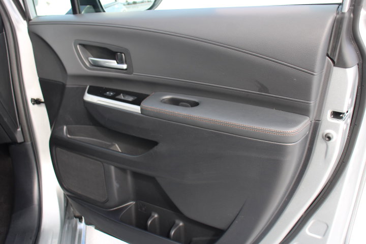 Certified 2025 Toyota Sienna Limited image 19