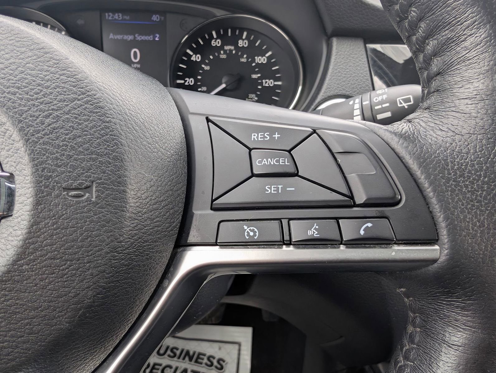 Used 2019 Nissan Rogue SV image 15
