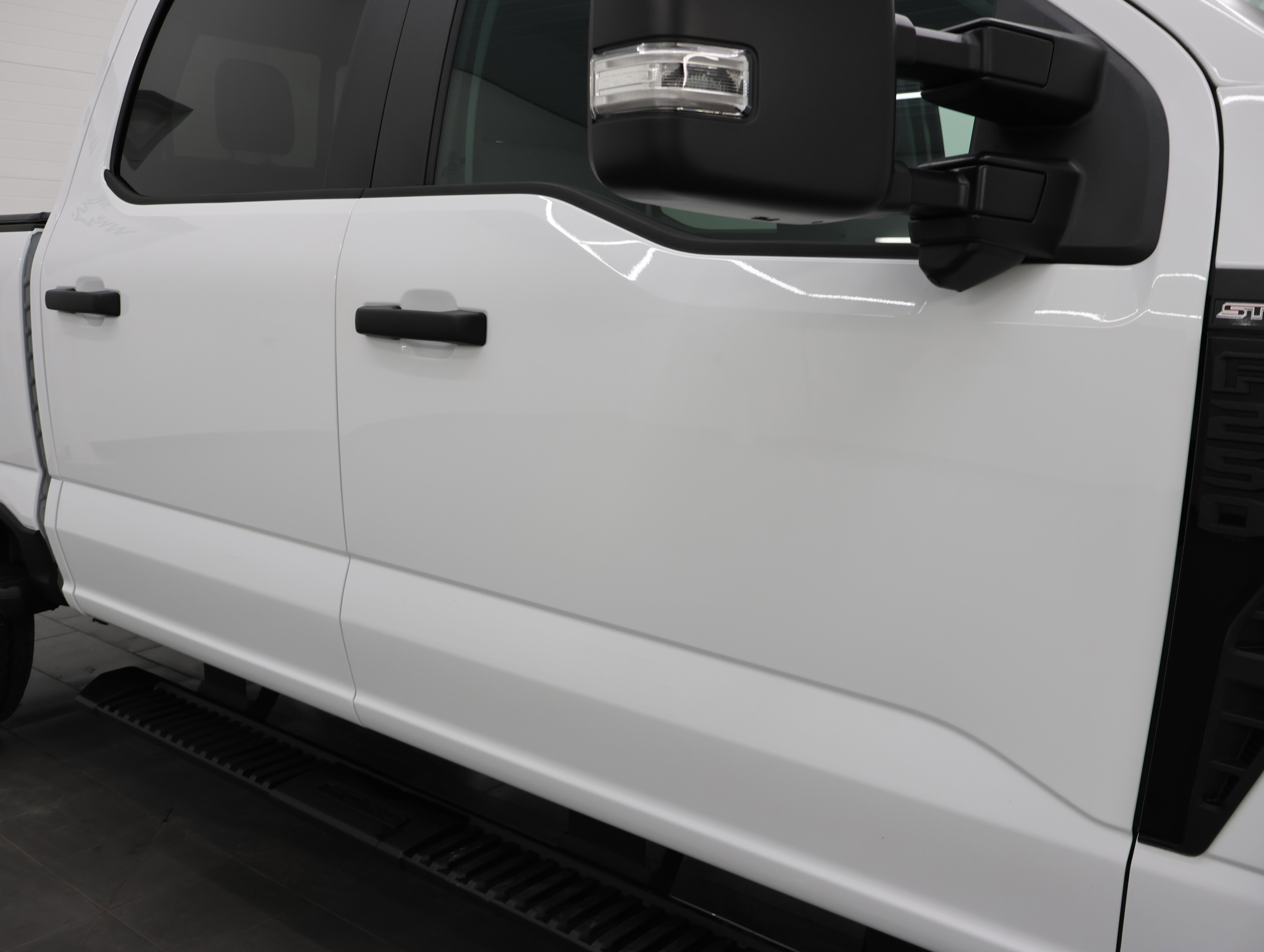 Used 2025 Ford F250 XL w/ STX Appearance Package AWD/4WD image 27