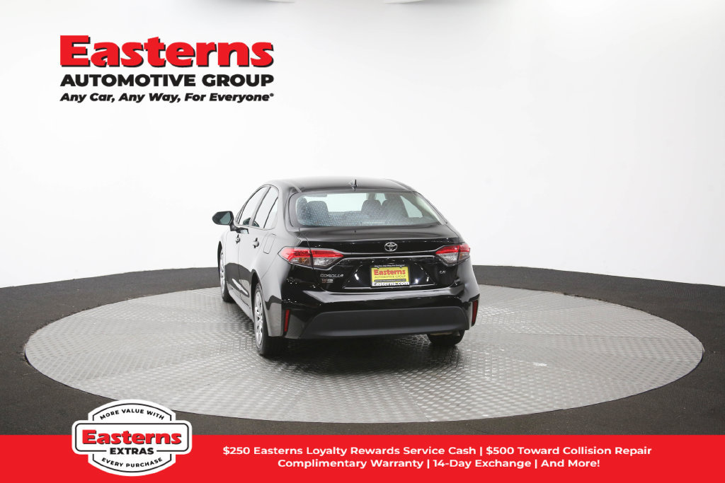 Used 2024 Toyota Corolla LE FWD image 65