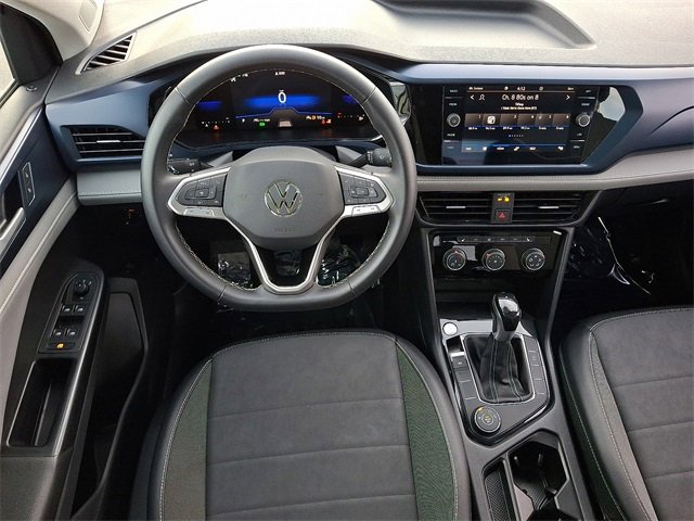 Used 2023 Volkswagen Taos SE image 11