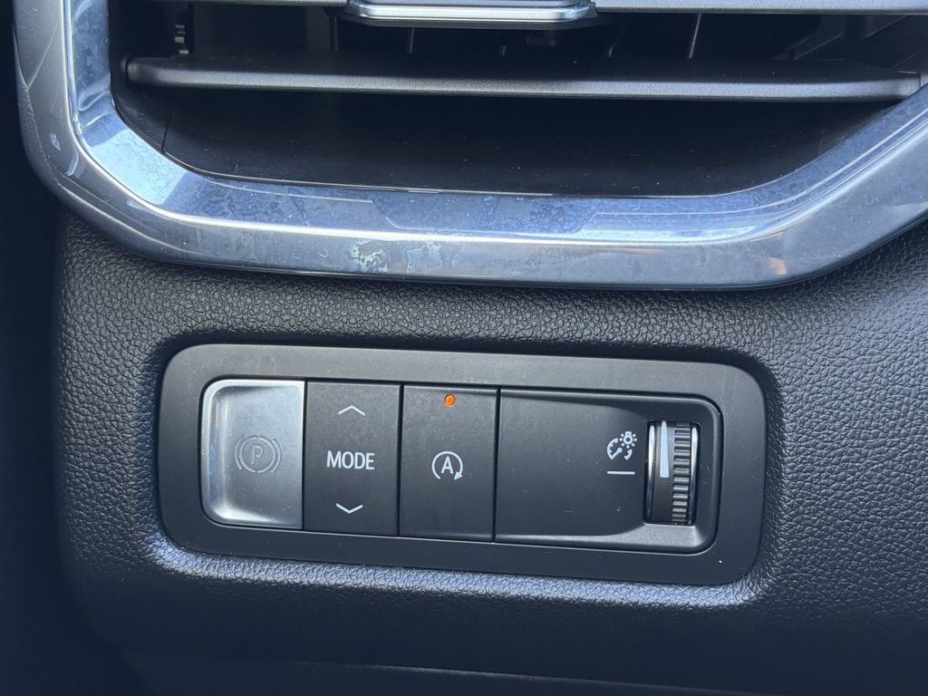 Used 2024 GMC Acadia Denali w/ Super Cruise Package image 12