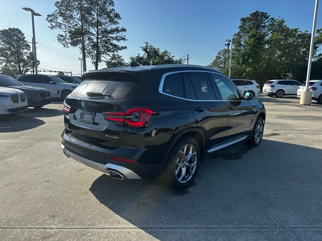 Certified 2023 BMW X3 xDrive30i w/ Premium Package image 3
