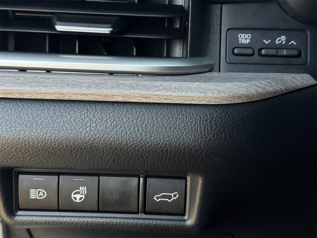 Used 2024 Toyota Grand Highlander Platinum image 24