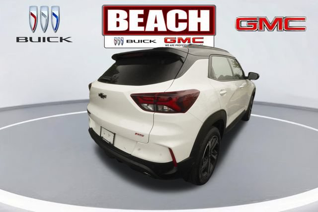 Used 2022 Chevrolet TrailBlazer RS w/ Sun and Liftgate Package AWD/4WD image 3