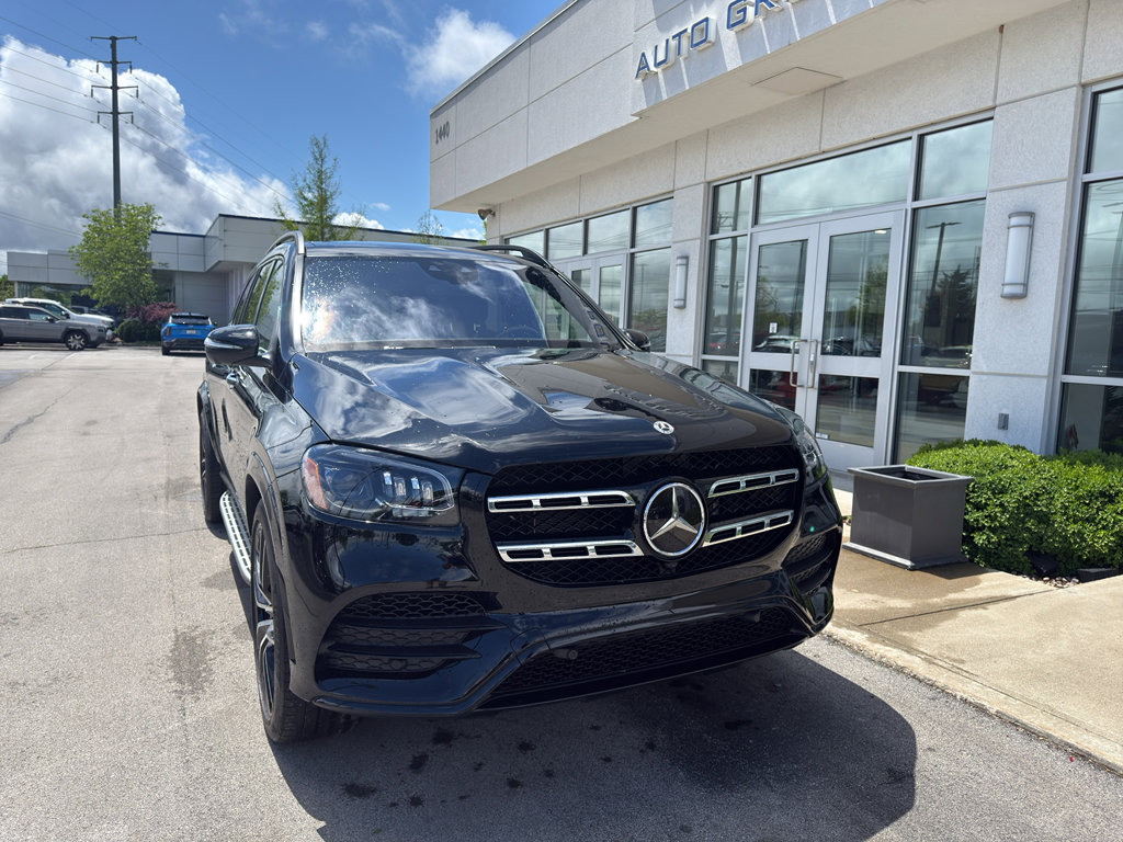 Used 2023 Mercedes-Benz GLS 580 4MATIC image 7