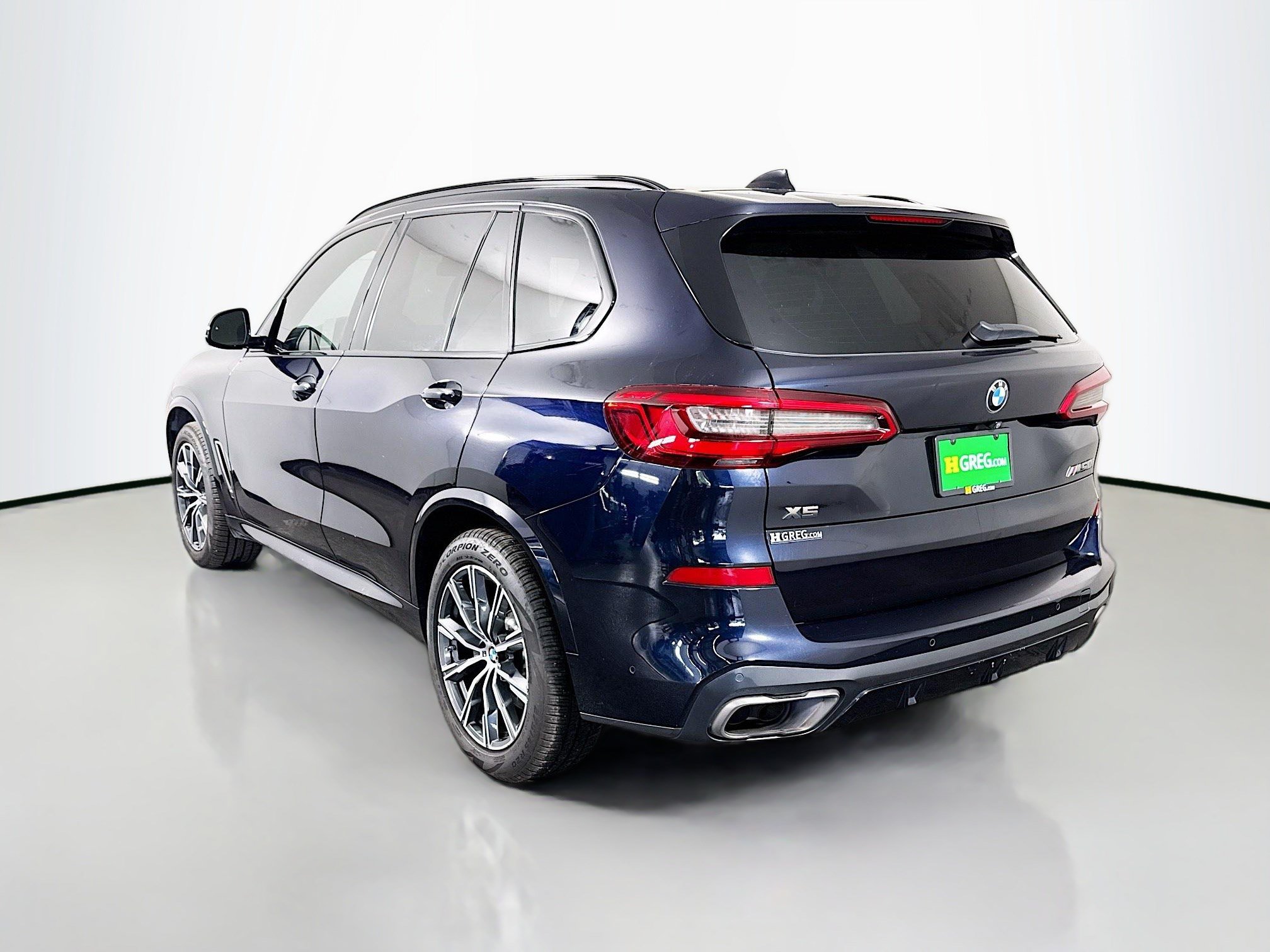Used 2020 BMW X5 M50i w/ Premium Package AWD/4WD image 7
