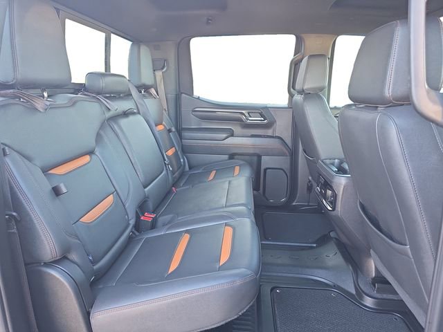 Used 2023 GMC Sierra 1500 AT4 w/ Technology Package AWD/4WD image 18