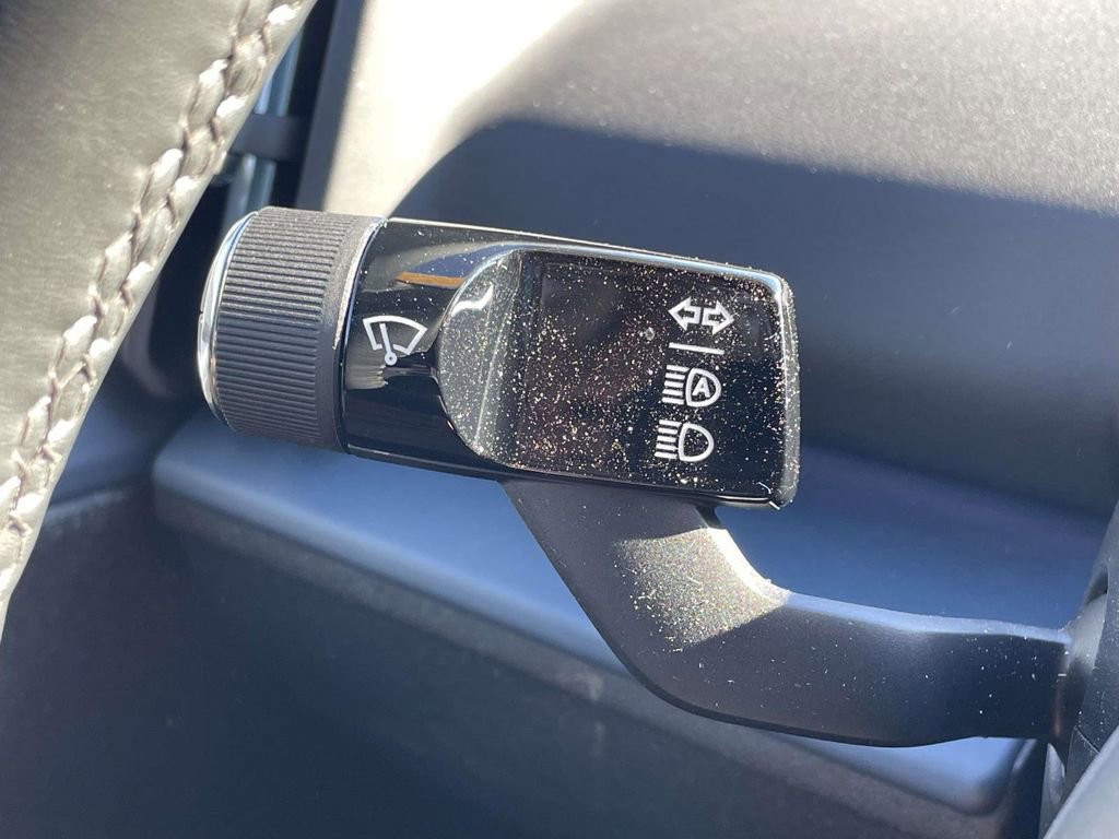 Certified 2025 Volvo EX30 Plus w/ Protection Package Premier image 11