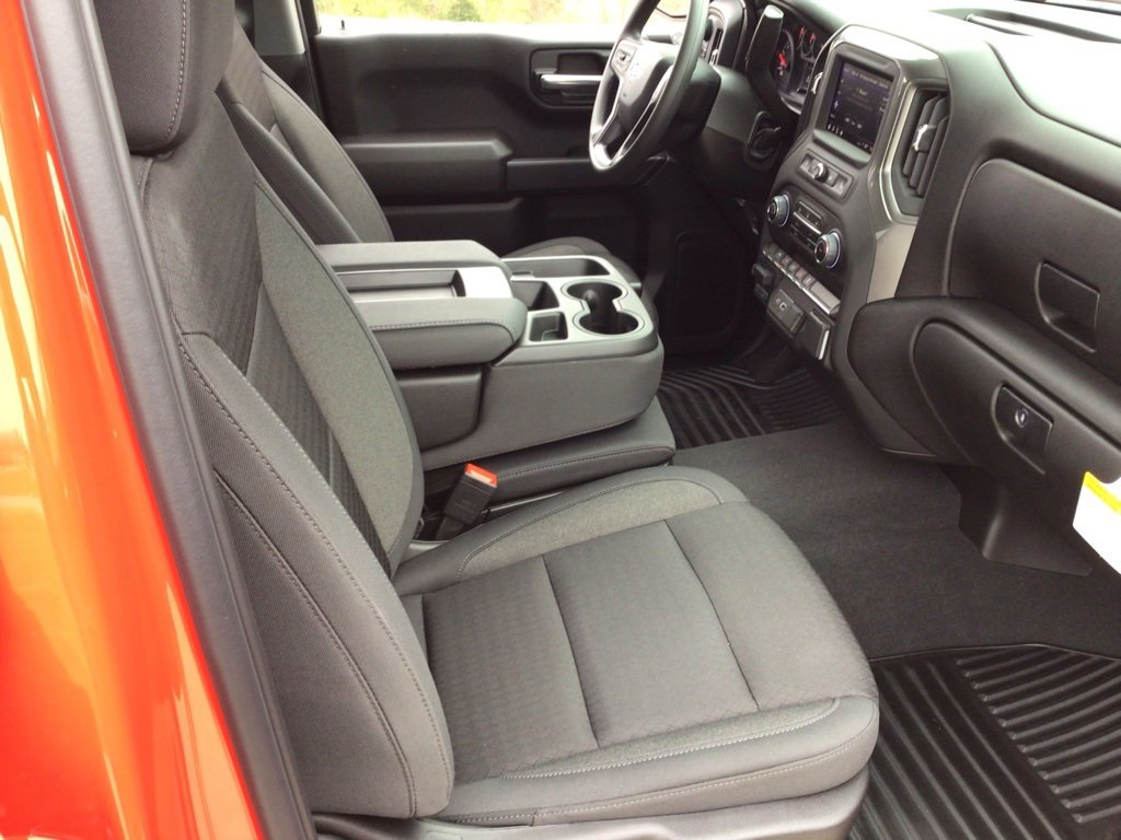 New 2025 Chevrolet Silverado 1500 Custom image 13