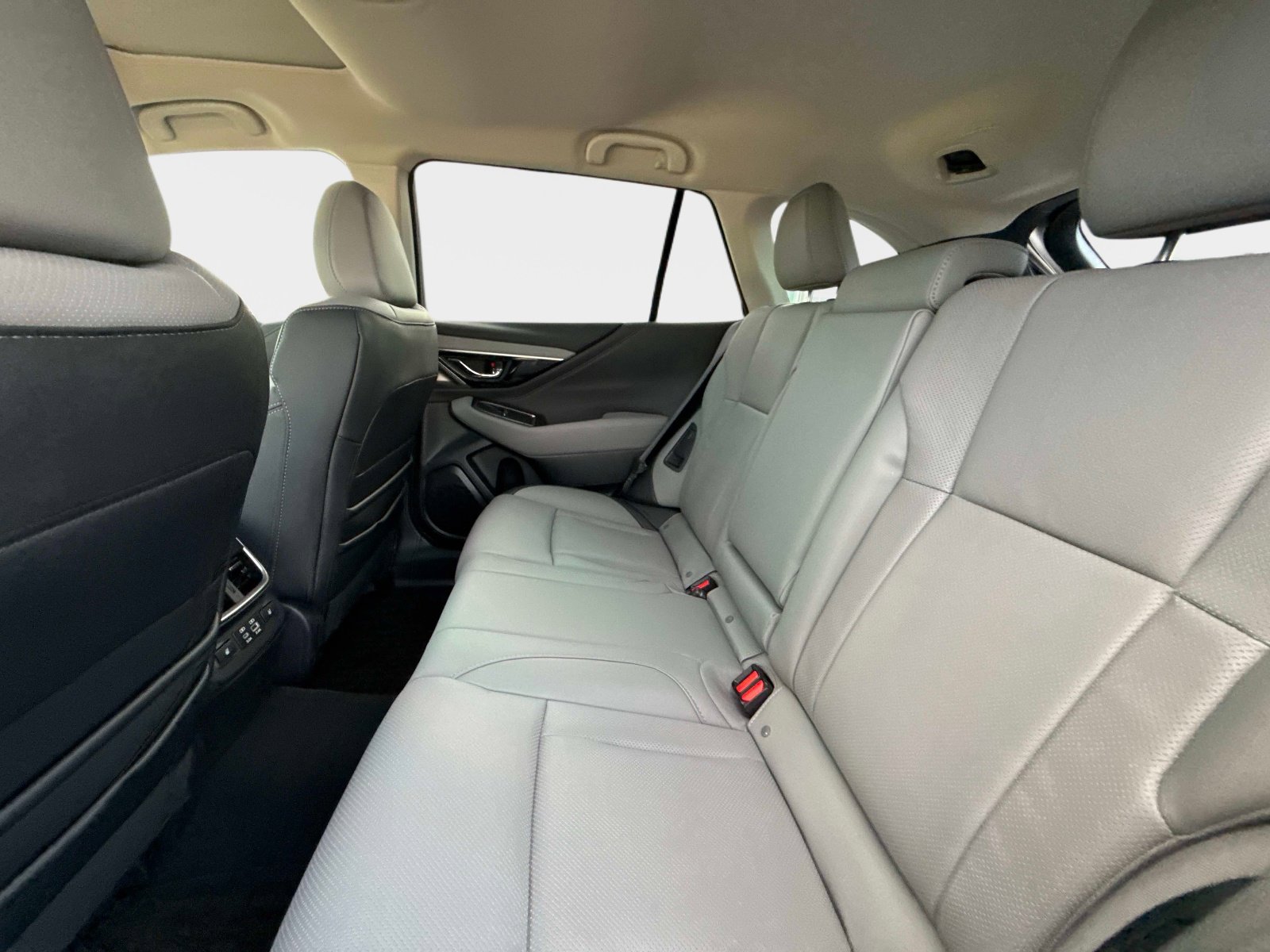 Used 2025 Subaru Outback Limited XT w/ Tech Package 2 image 15