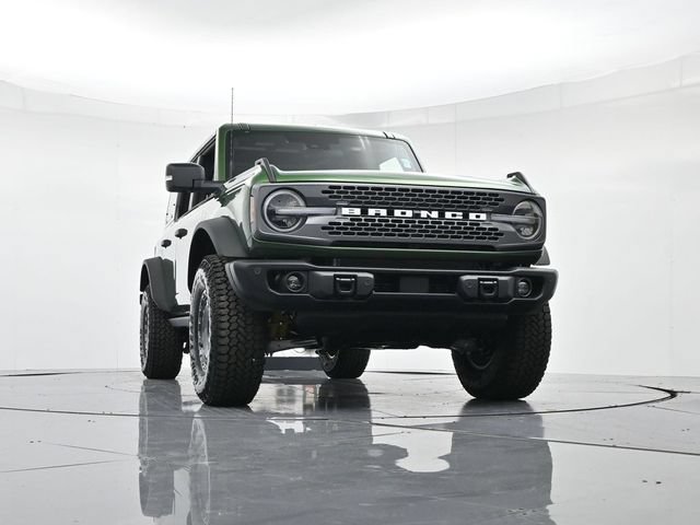 Used 2025 Ford Bronco Badlands AWD/4WD image 36