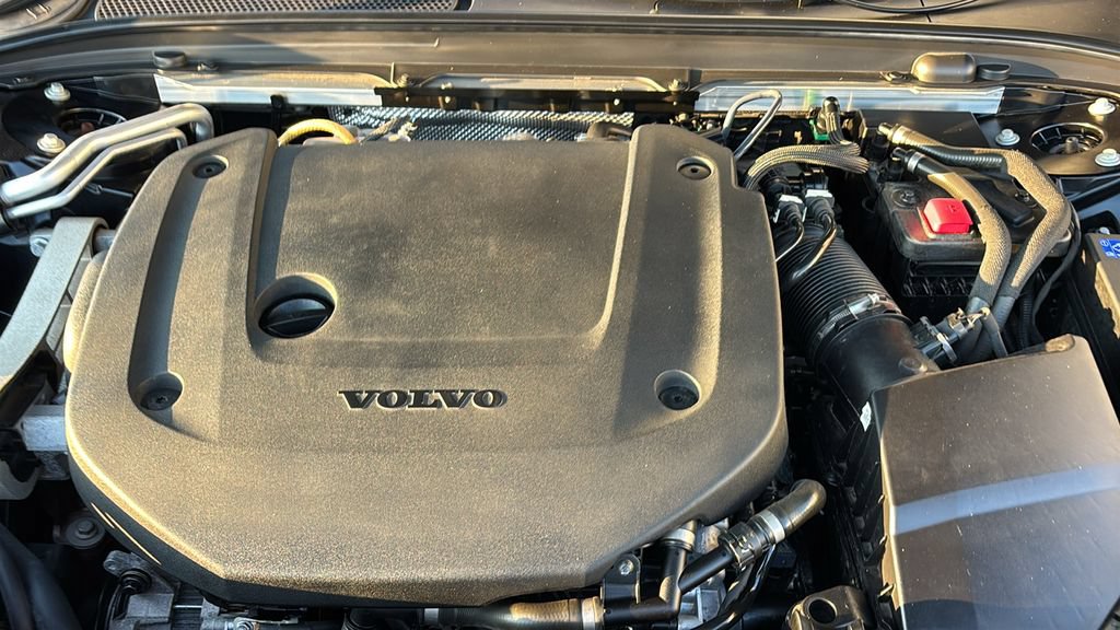 Certified 2023 Volvo S90 B6 Plus AWD/4WD image 31