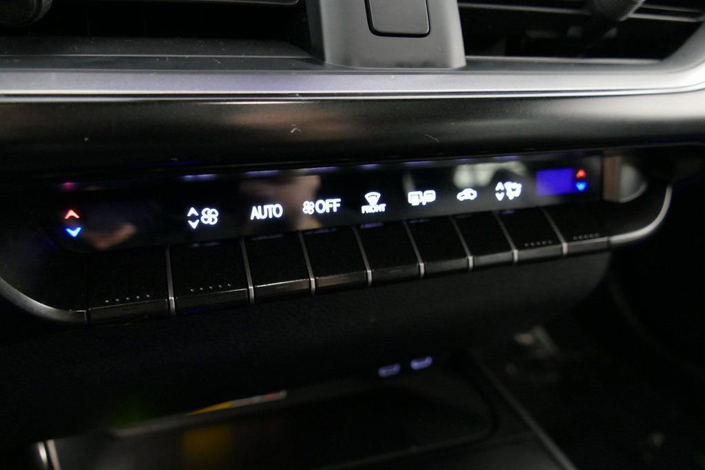 Used 2023 Lexus UX 250h AWD w/ Premium Package image 17