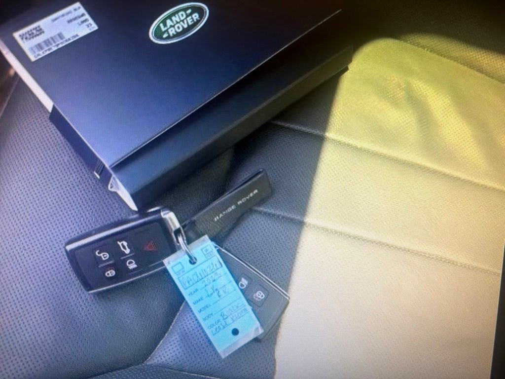 Used 2023 Land Rover Range Rover SE AWD/4WD image 15