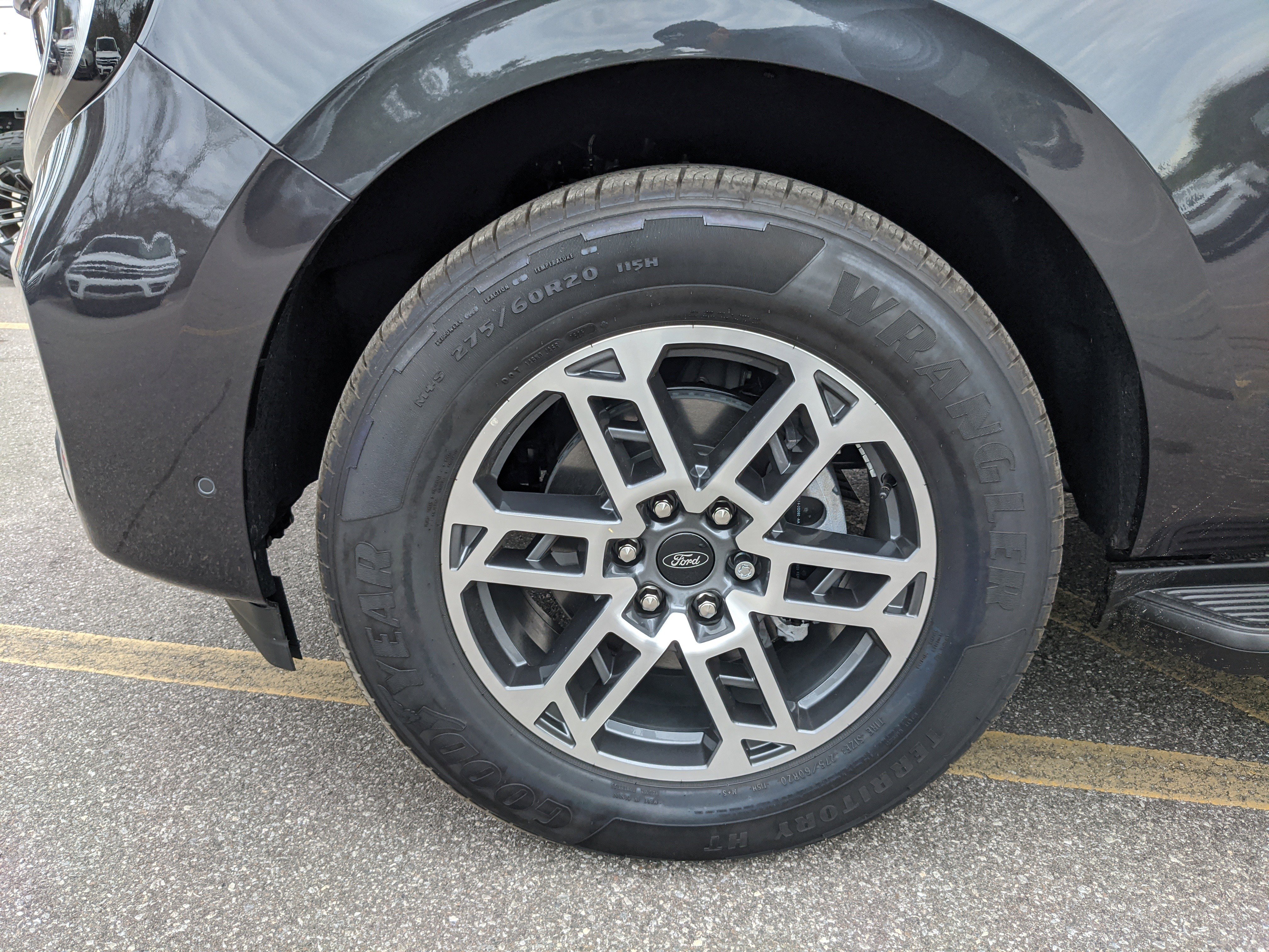 New 2025 Ford Expedition Active image 31