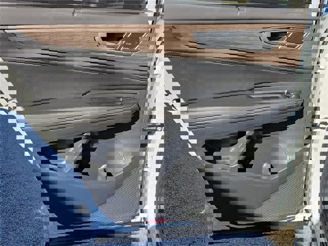 New 2026 Volkswagen Atlas SEL Premium R-Line image 12