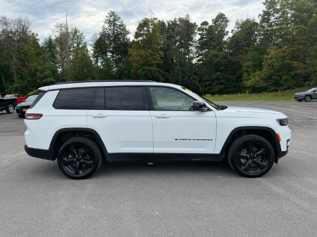 Used 2023 Jeep Grand Cherokee L Laredo AWD/4WD image 6