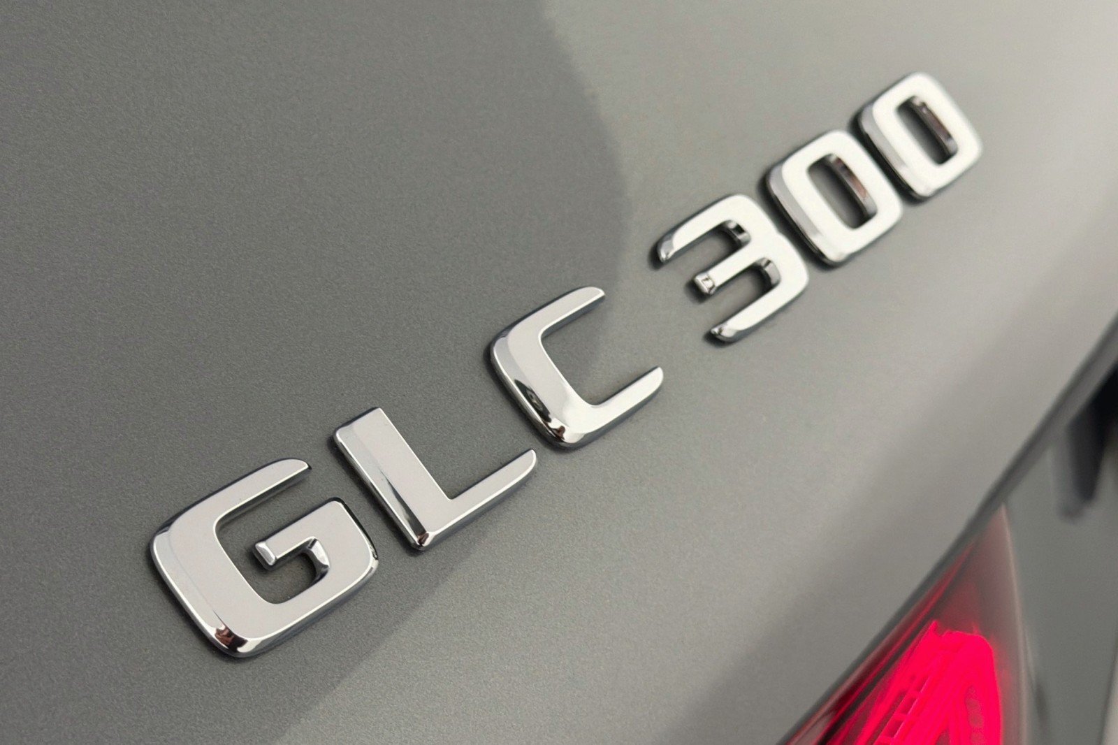 Used 2022 Mercedes-Benz GLC 300 image 9