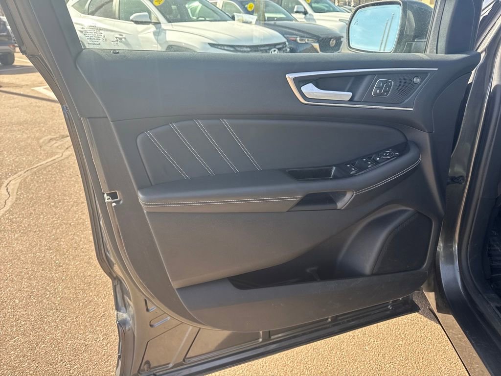 Used 2019 Ford Edge ST w/ Equipment Group 401A image 17